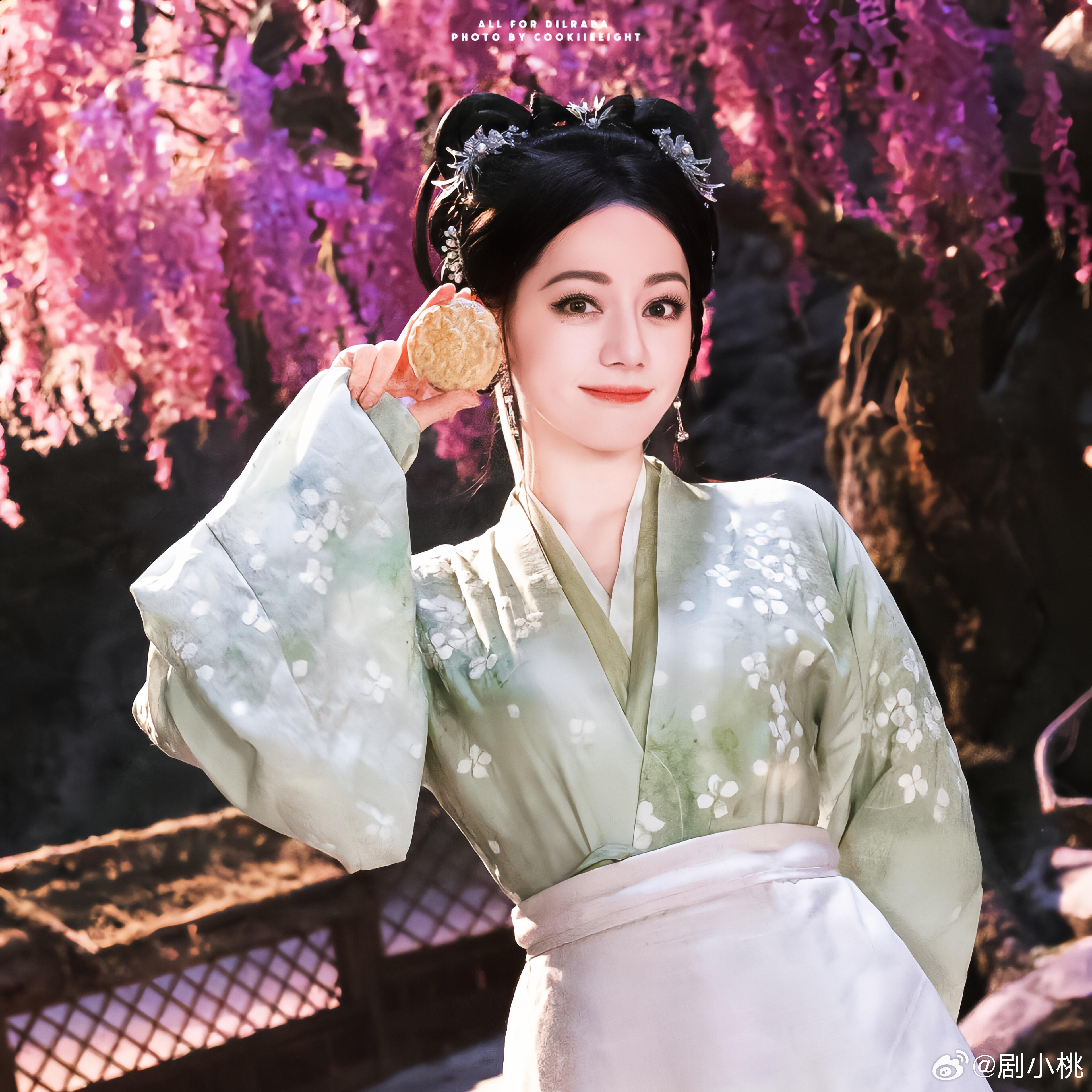 理解热巴为啥四百年没食欲了 贺思慕失去五感后，食物在他嘴里没了酸甜苦辣，在他眼里