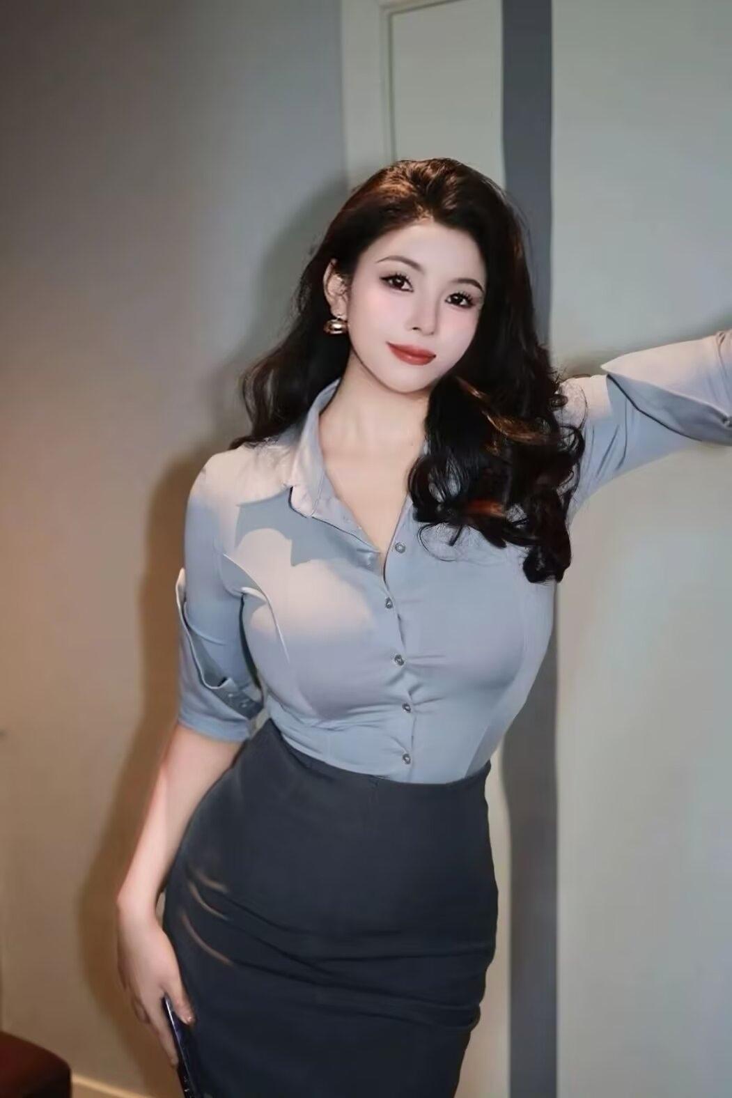 微胖女神，职场穿搭尽显好身材💄✨