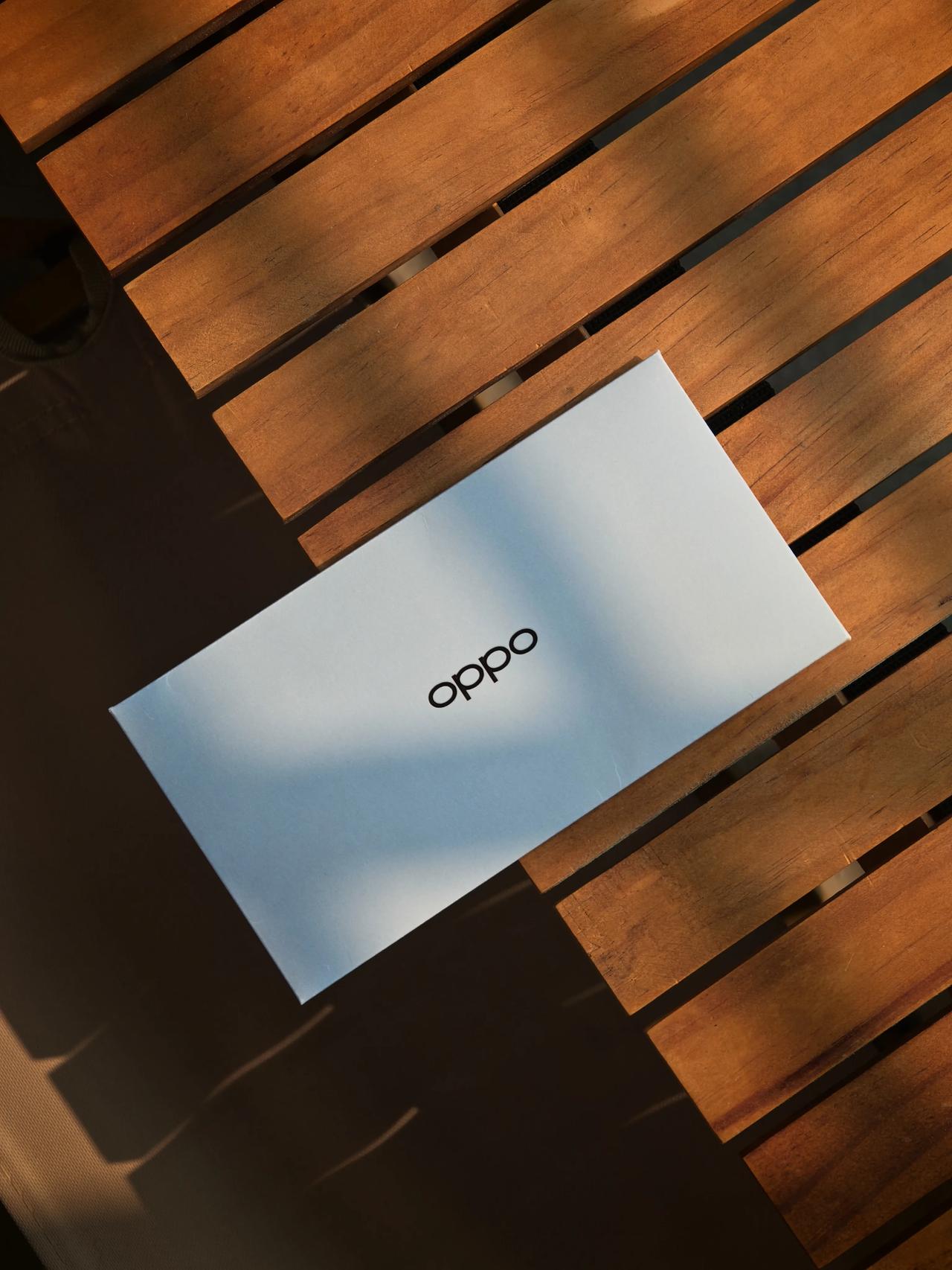 战神降临，即刻瞩目！
今天下午两点半，#耐用战神#OPPO A3 Pro正式登场