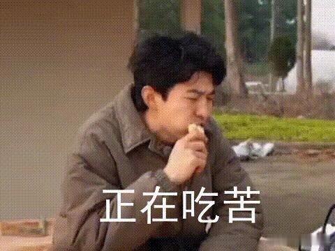 赵小童手中篮球仿若有灵，果断出手，精准入筐。那帅气姿态令人折服，超强球技展露无遗