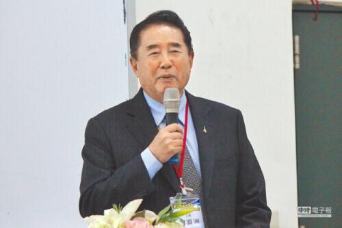 台湾首任军事大学校长，退役上将夏瀛洲说：当年佩洛西窜台，解放军趁势突破了海峡中线