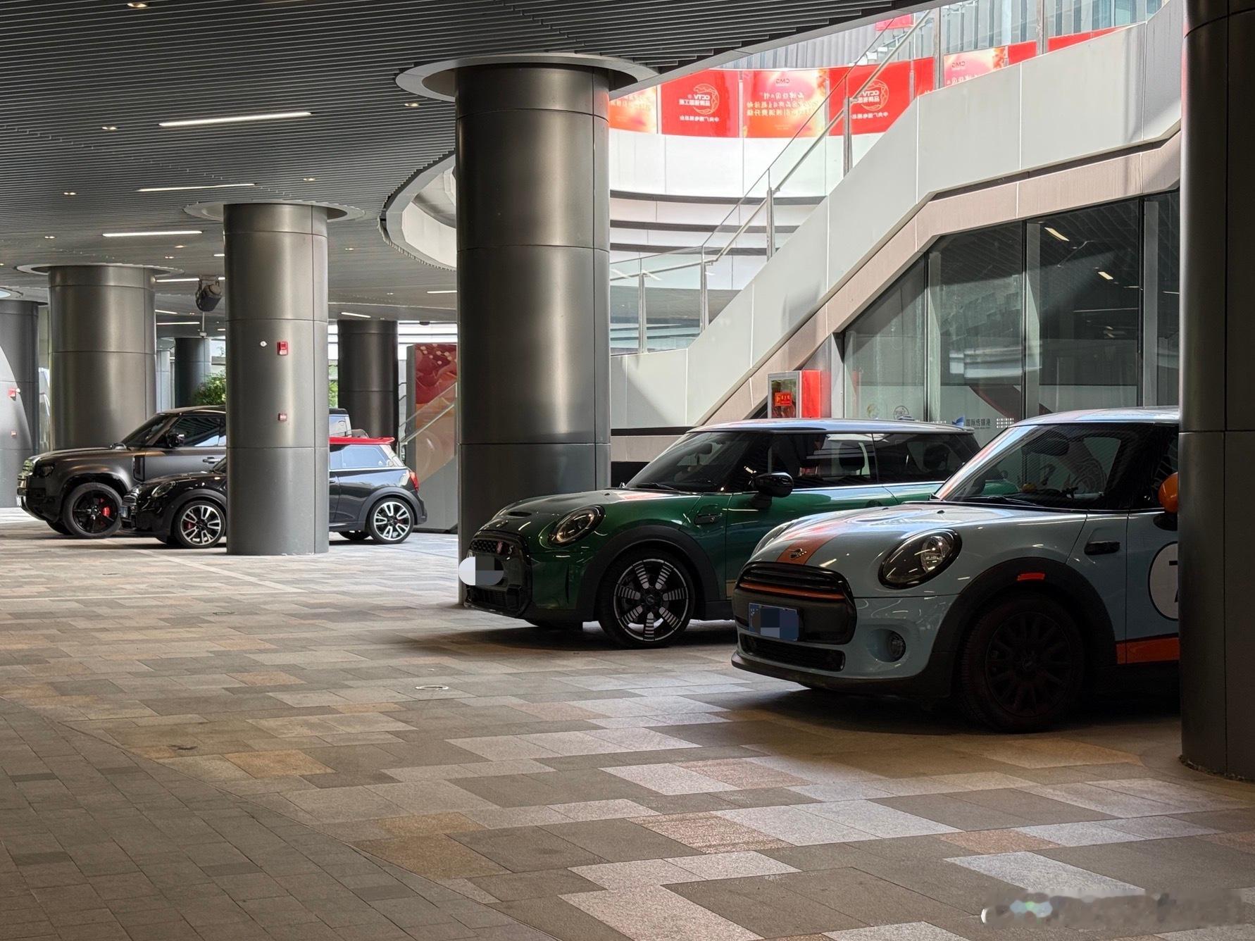 顶级超跑的销售人员都爱开什么车？MINI ​​​