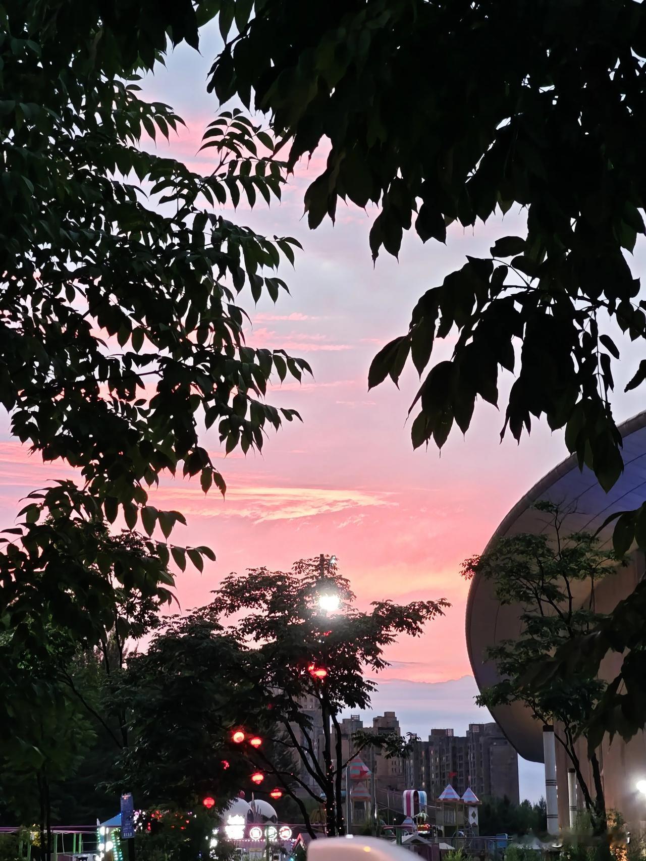人生最贵的修行，是学会避谶
 
老祖宗常说：言为心声，语为命运。所谓避谶，通俗来