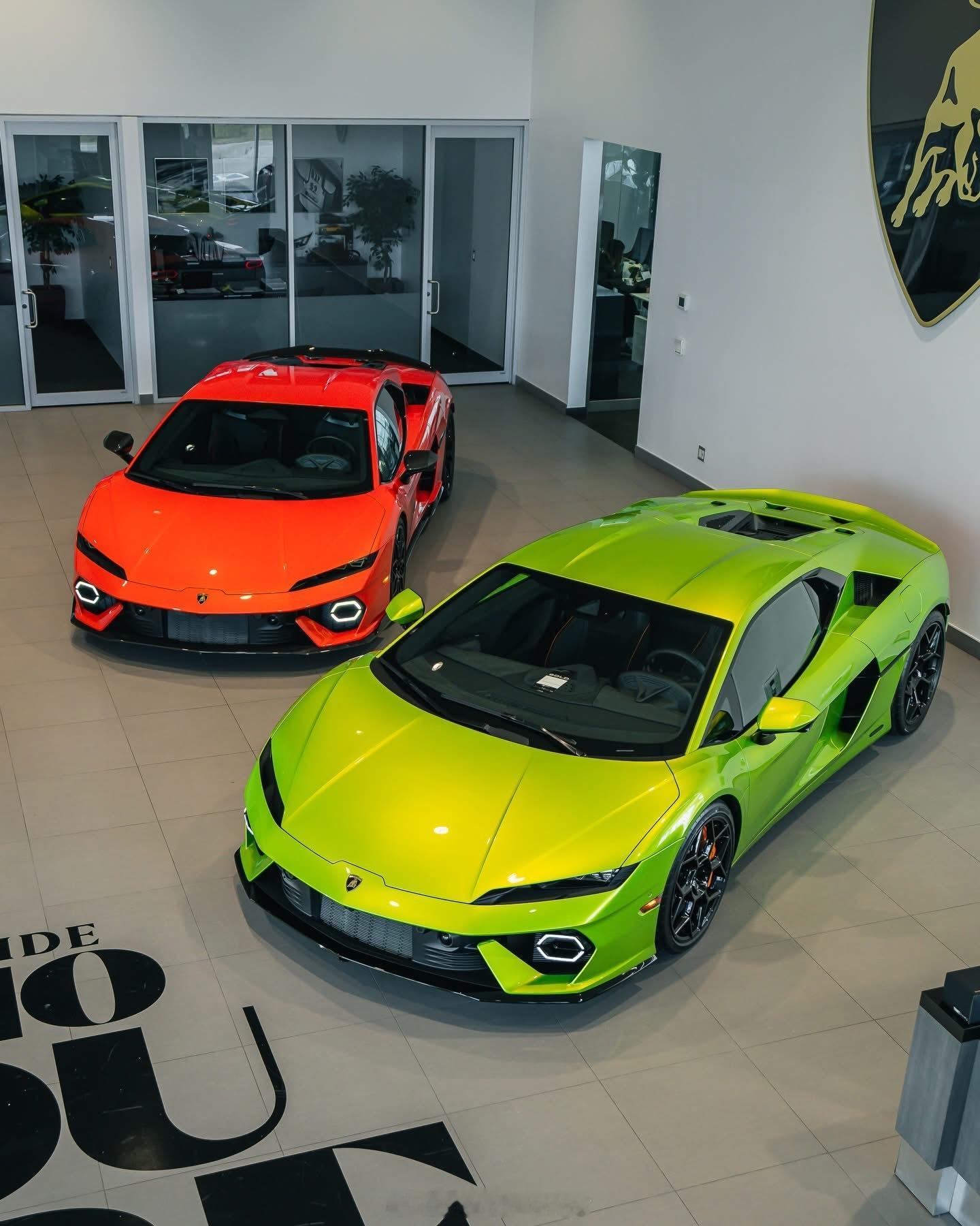 三色小牛Lamborghini Temerario 北约哑光军绿🪖🪖🪖火焰