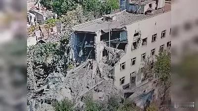 萨尔多：阿列什基镇被毁房屋下埋有数十人
7月12日，俄控赫尔松州长弗拉基米尔·萨