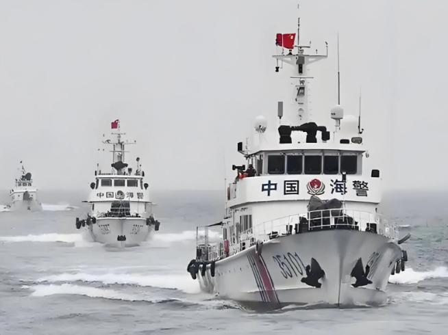 当着台海巡船的面，大陆海警拿起高频话筒，说出了两句台方从未公开听到过的话。宣判了