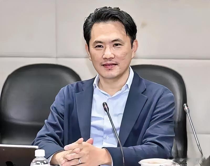 ✨舆论战场翻盘？陈以信能重塑国民党形象吗💡
 
国民党的舆论被动局面，真的要被