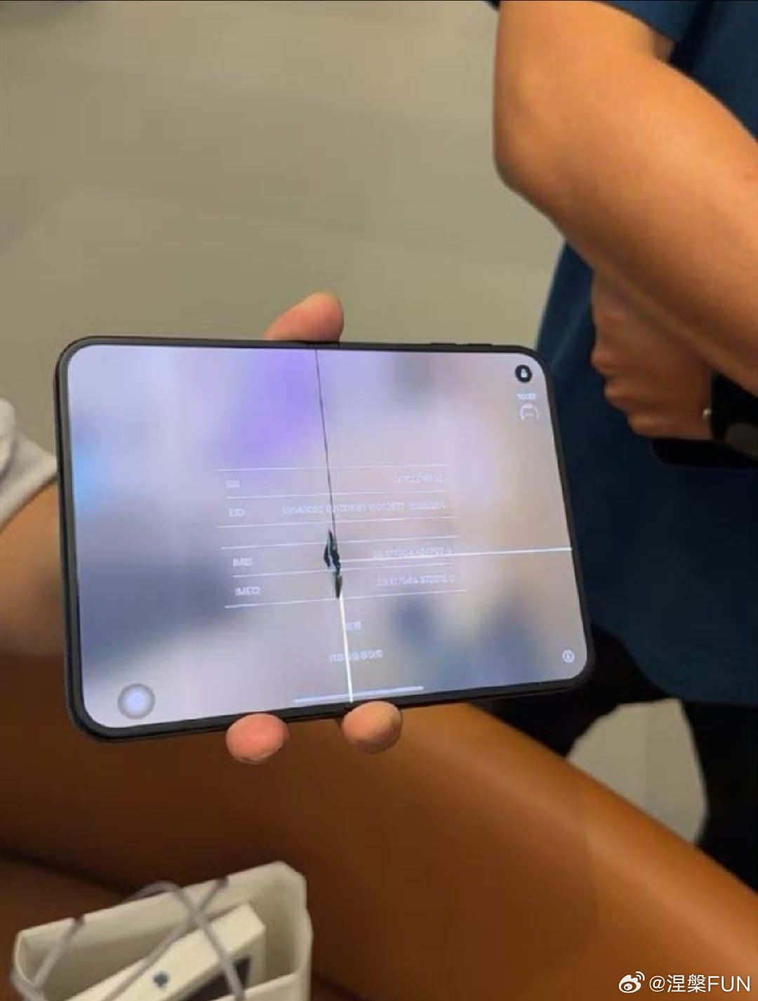 iPhoneDuo破发早有痕迹，开售当天杨长顺拆机破除了果粉的迷信，最大黑科技只