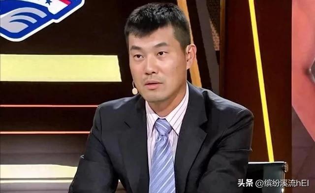 宏远四大重磅新动向！外教定居东莞、周鹏回归、阵容全面大换血
 
沉寂许久的广东宏