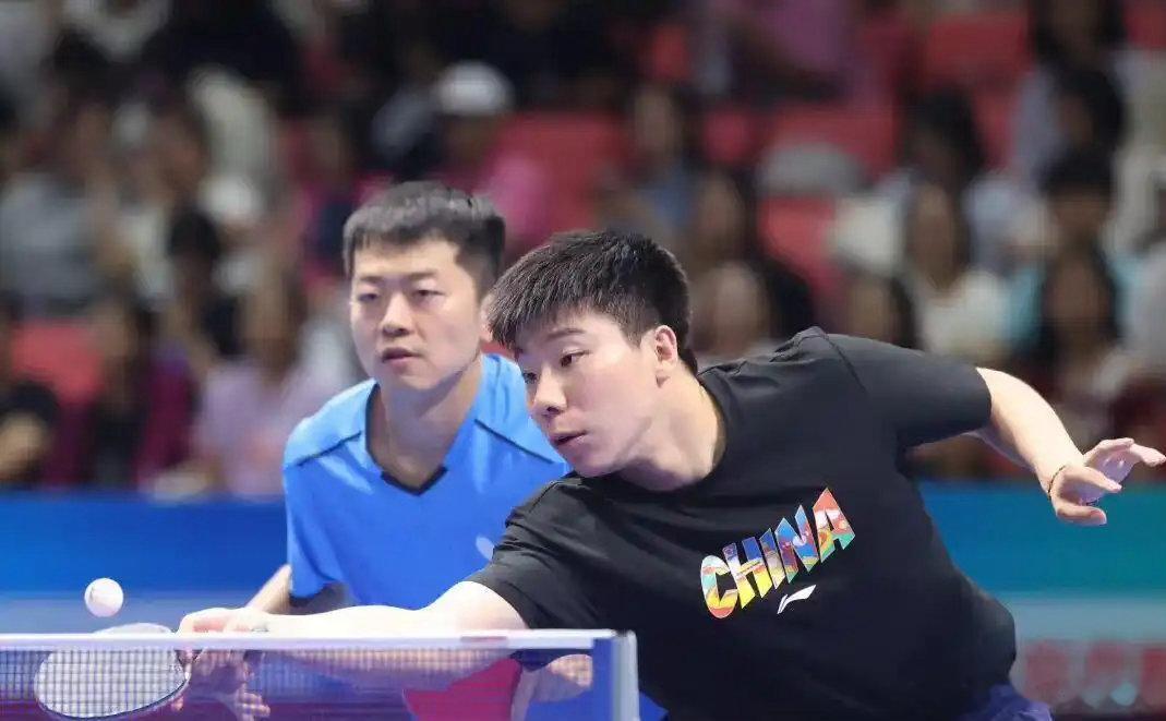 全锦赛男双四强出炉黑马林高远/袁烜松3-2淘汰国乒主力温瑞博/林诗栋，全锦赛男双