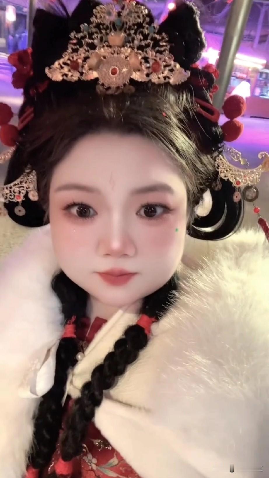 闺女姑爷旅行回来了，满身的疲惫。闺女和我视频，她没做晚饭，吃了两片面包，姑爷忙着