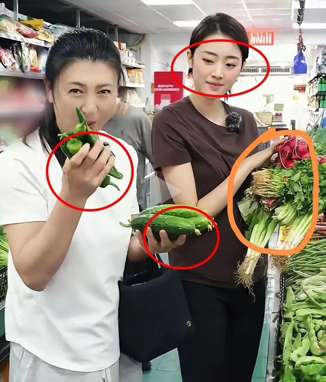 闫学晶哭穷上热搜后，最难熬的，不是闫学晶本人，也不是她儿子估计是她的儿媳妇徐梦迪