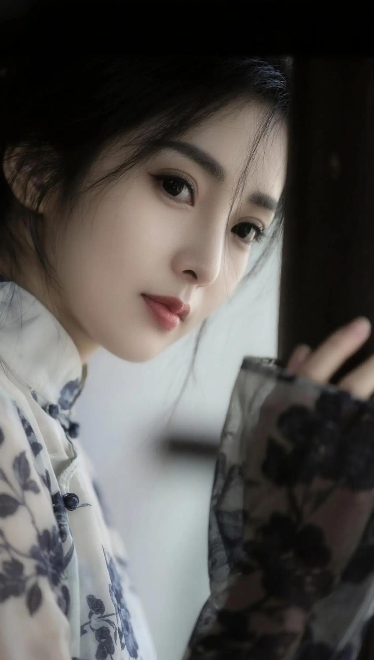 助手 推广 特写镜头