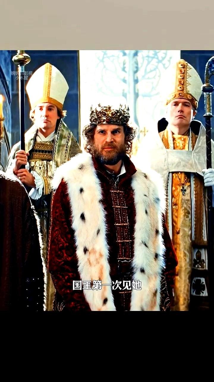 她曾是个穷农妇，洗澡剩下的牛奶都赏给穷人喝。

没人知道，这牛奶背后藏着多大的秘