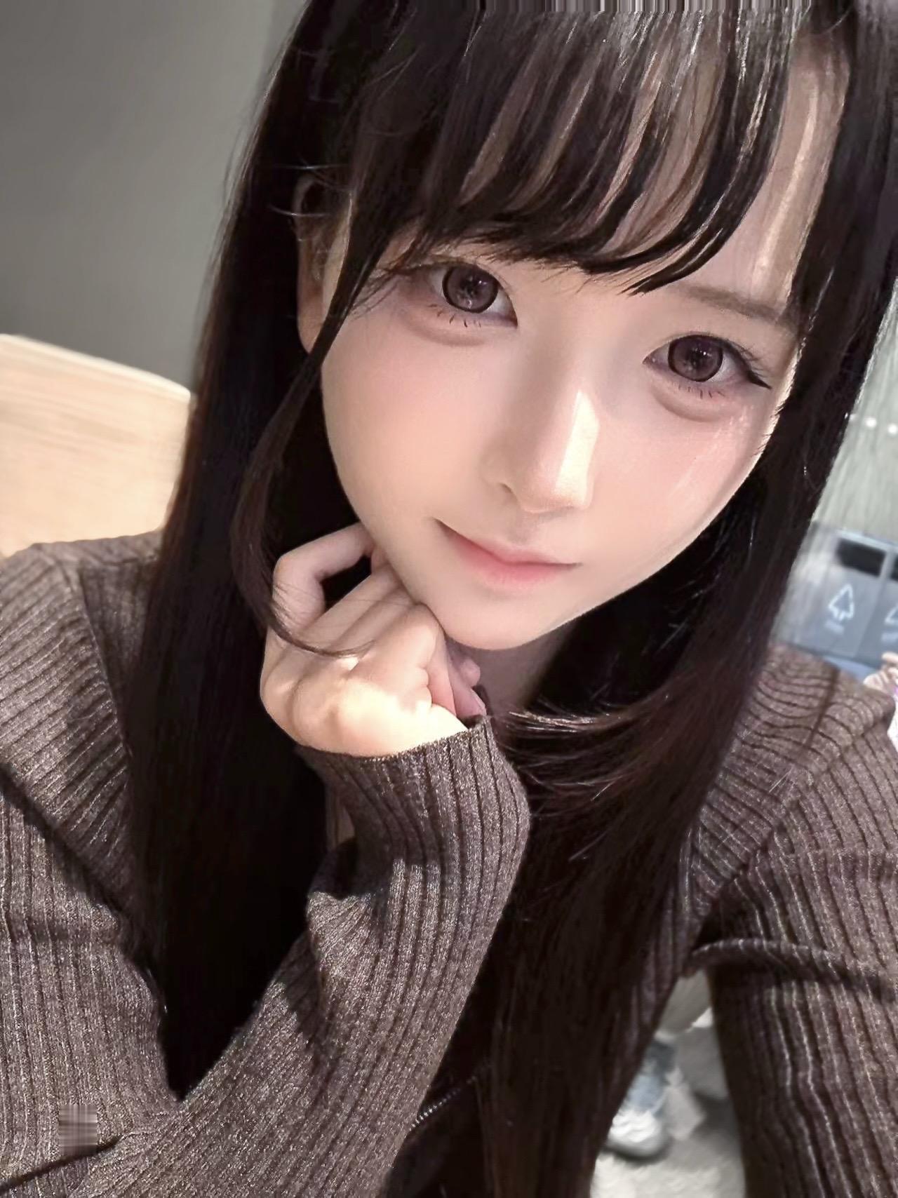 如果全世界都在指责你 那姐姐就蹲下来抱抱你