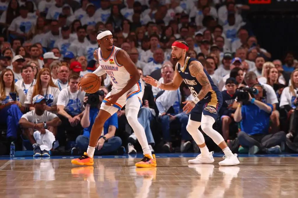 就雷霆和鹈鹕这个水平，半决赛怎么打快船，西部决赛是稳了。
第一，雷霆94-92战