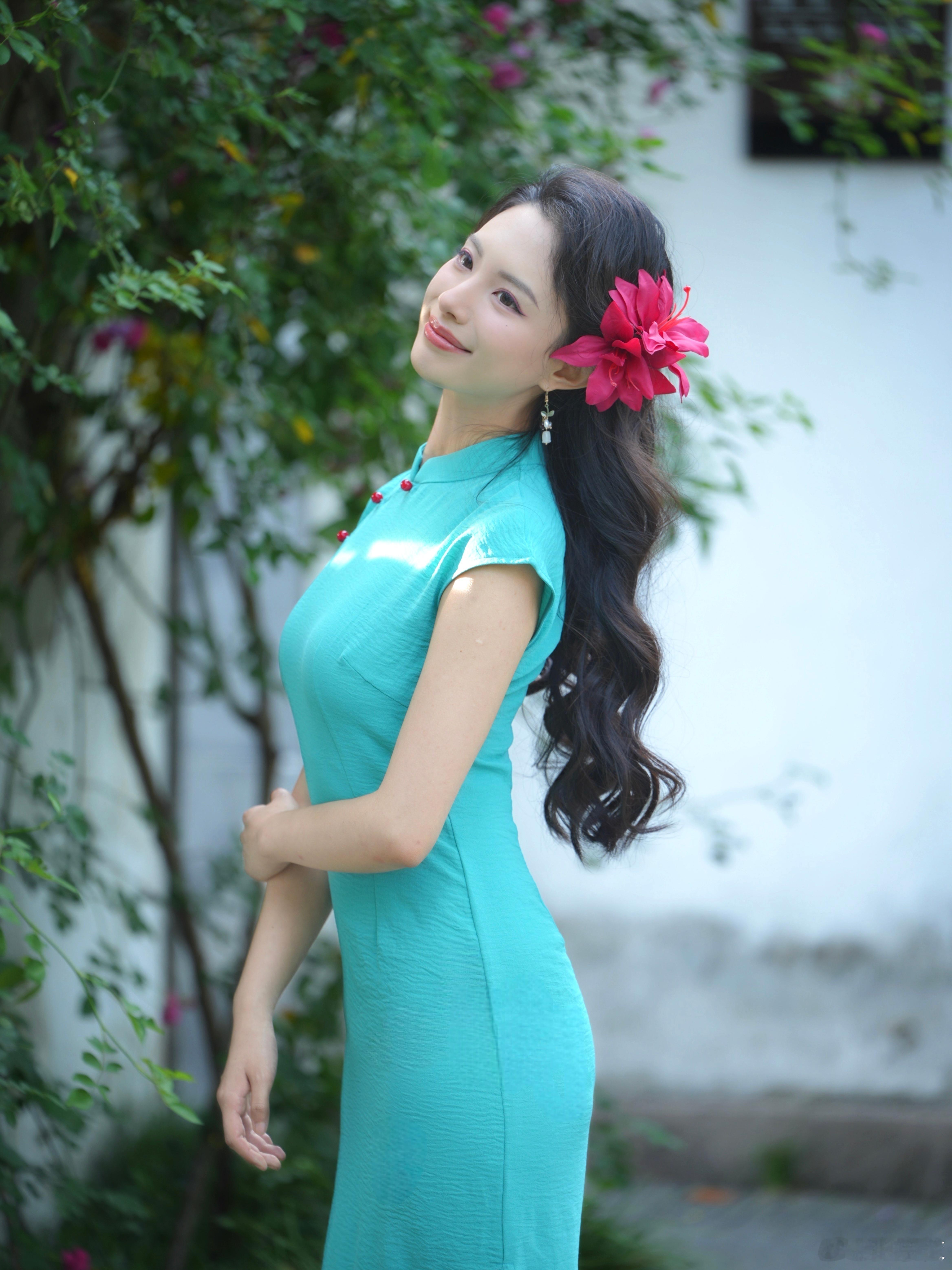 单位最近对我真的很好，让我有机会左右美女如云🌏 苏州
