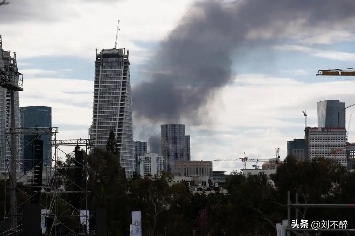打伊朗，先打4天！
主要目标是包括哈梅内伊在内的所有领导人和部委办公楼。
伊朗军