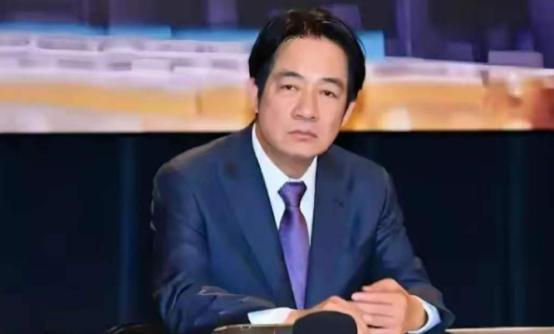 全球局势依旧紧张，赖清德却公然宣布台岛已独立，解放军大军出动
 
3月14号当天