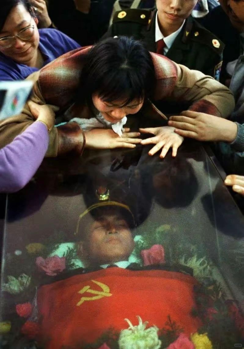 新婚诀别照…..