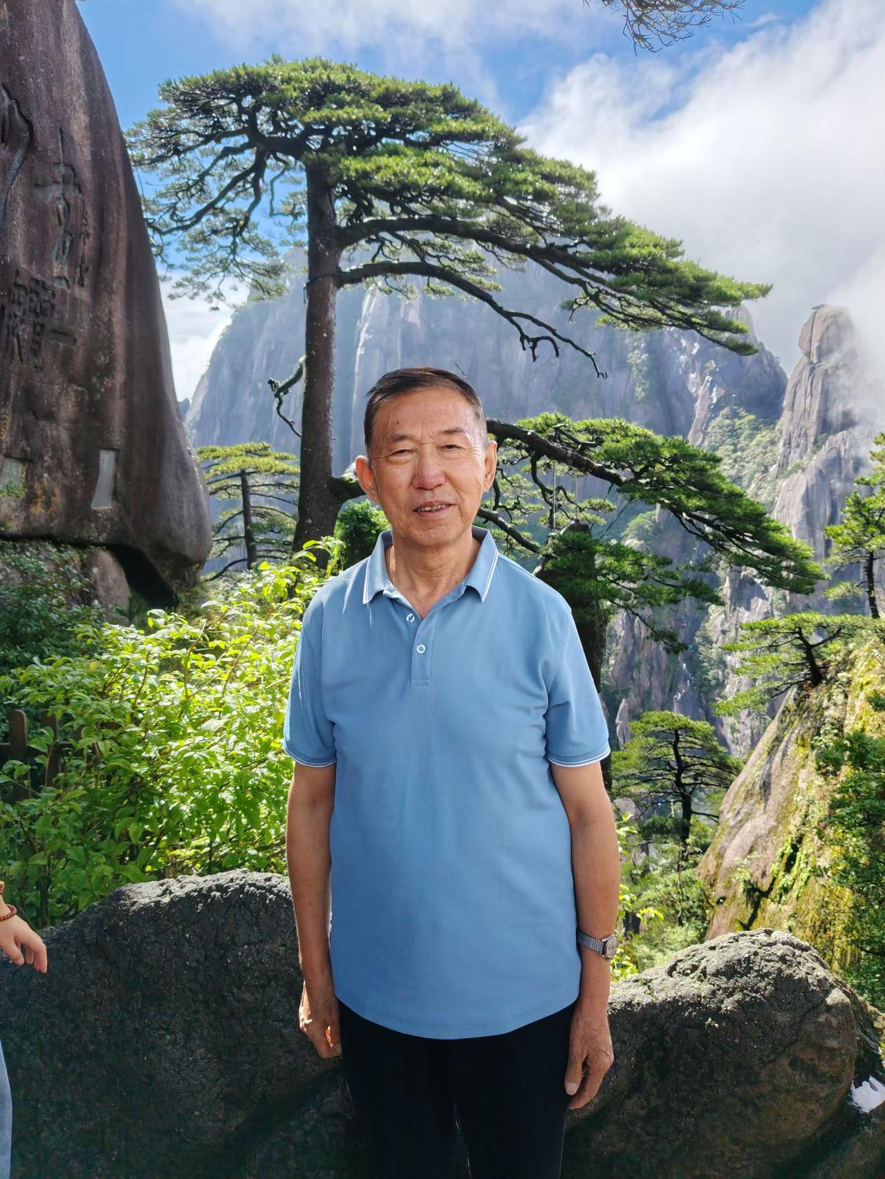 天朗气清，游览天下第一名山，了解徽州文化