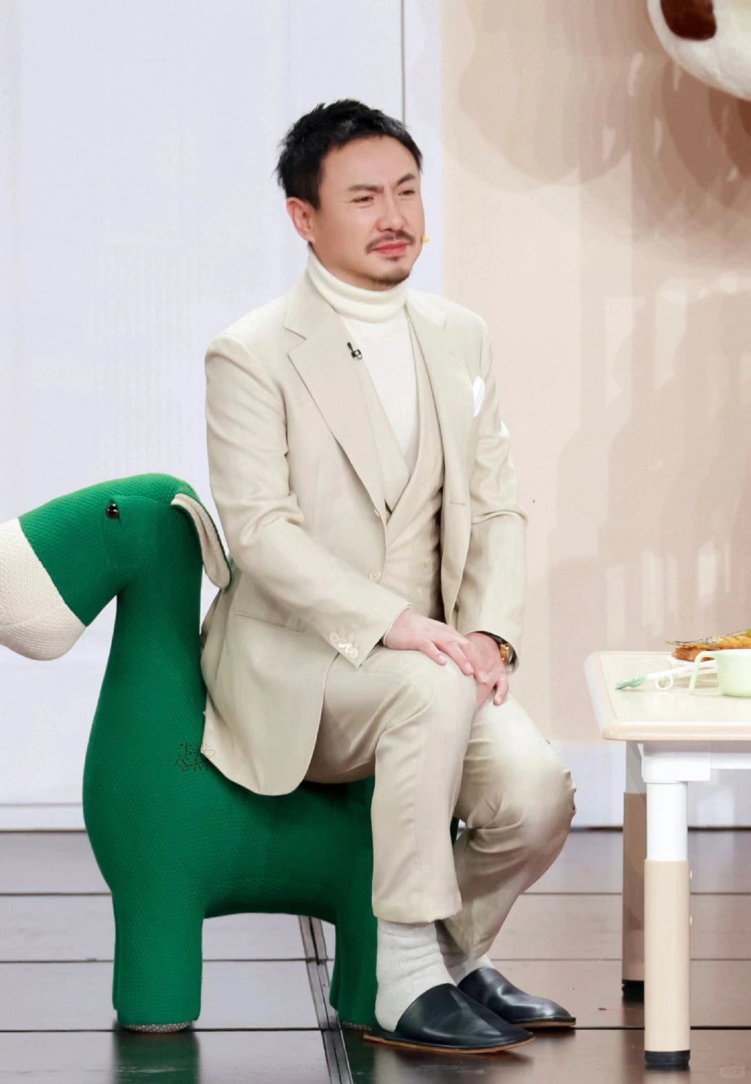 还得是沈腾和马丽老喜剧人啊～