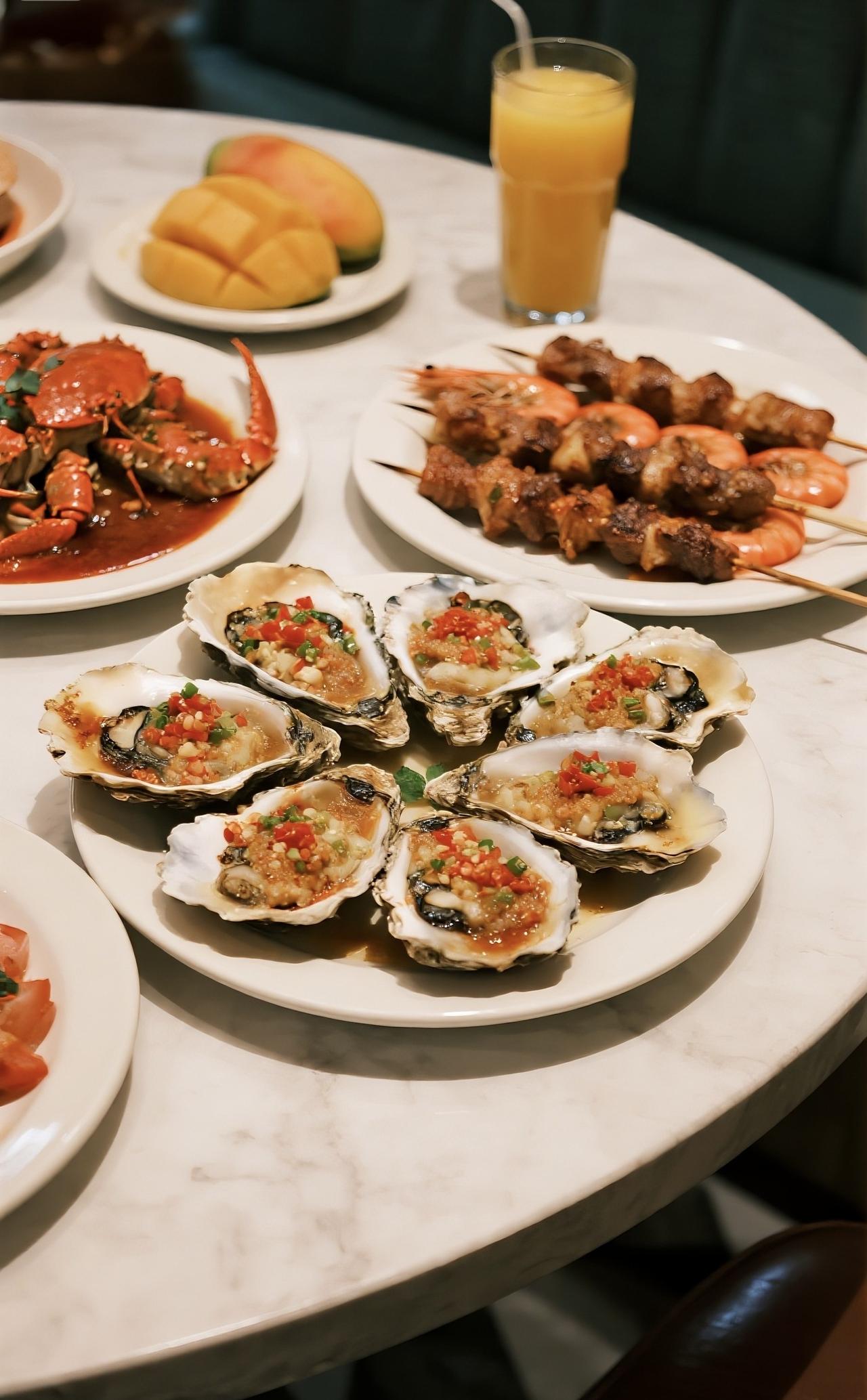 这个点有些饿了，美食美食
来点美食