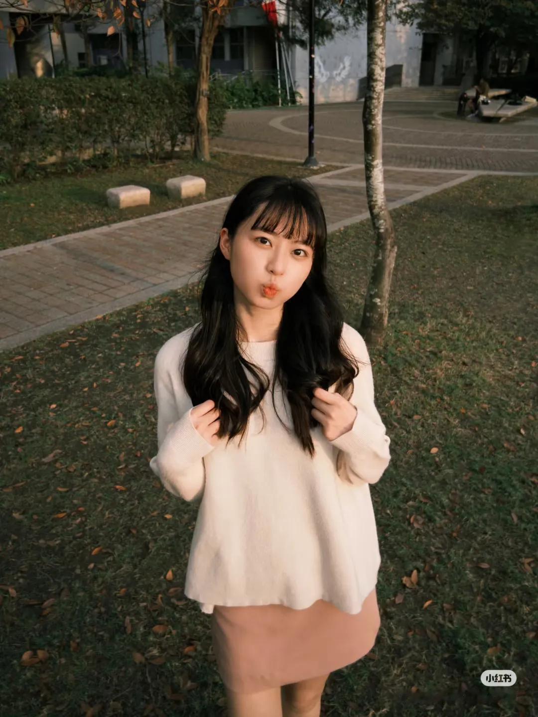 话说台湾近几年就推出了许多颜值和气质都相当不错的新晋博主，而巧就是其中之一。凭借