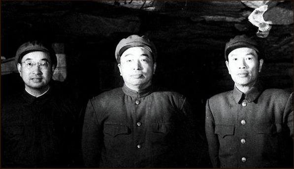 1953年他统帅135万大军，彭总叹服，却因一句话得罪老首长，被下放四川管了13