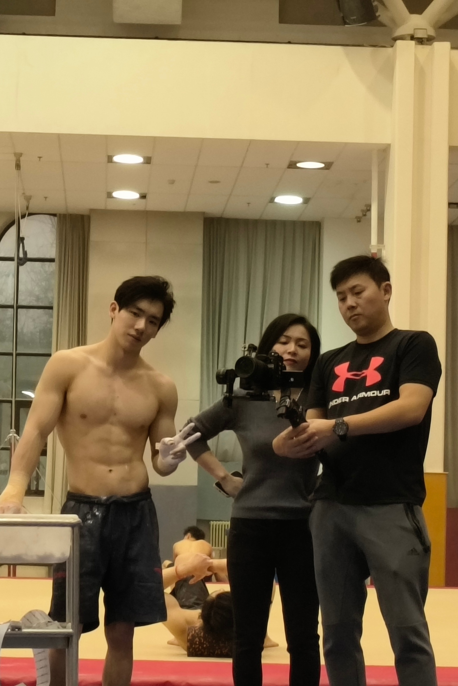 #张博恒飞来飞去式训练# 训练加油，这状态看起来不错呀 ​​​