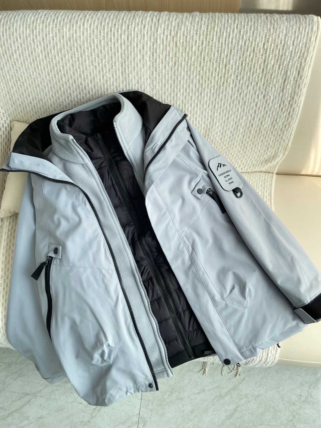 清冷感银灰三件套！！📸爬山巨出片！！