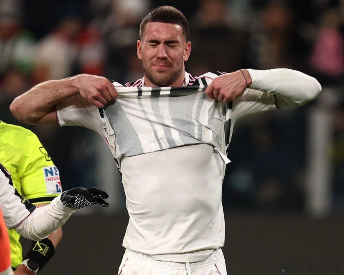 突发！弗拉霍维奇2025年报销！阿尔巴内塞：弗拉霍维奇的伤情初步印象并不乐观，他