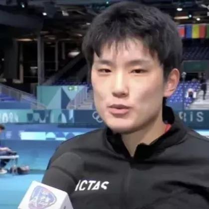 亚锦赛后，张本智和感言：

1：夺得亚锦赛男单冠军，非常开心，久违的胜利让我压力
