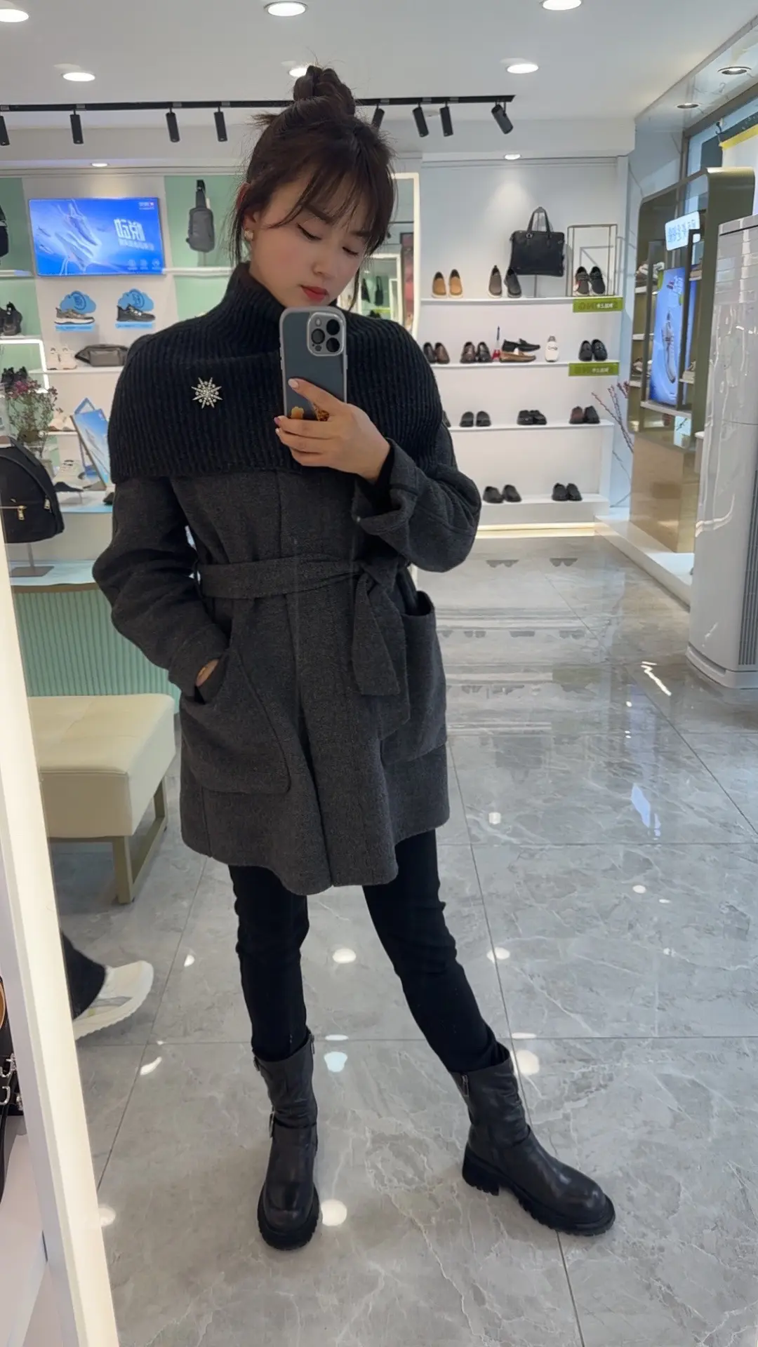 节日快乐呀少女们。没什么大不了漂亮就行了呗
