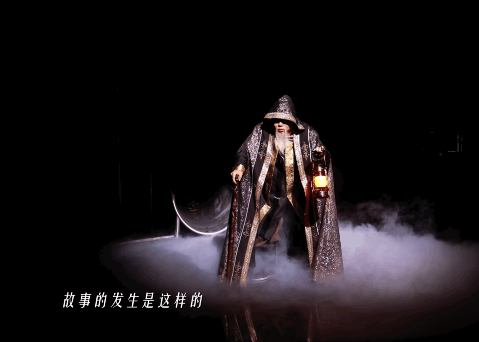 B站跨晚开场串烧小时候抱过我 B站跨晚开场秀太绝啦！童年IP大集合，玛卡巴卡、黑