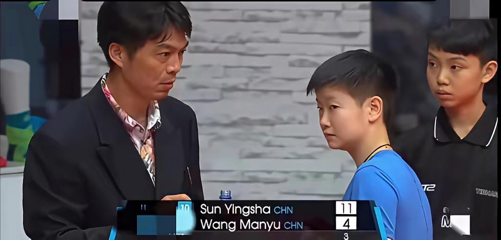 网友“高冷柳叶”说话真硬气！
诋毁孙颖莎的人，睁着眼睛不认账，闭上眼睛说瞎话：竞