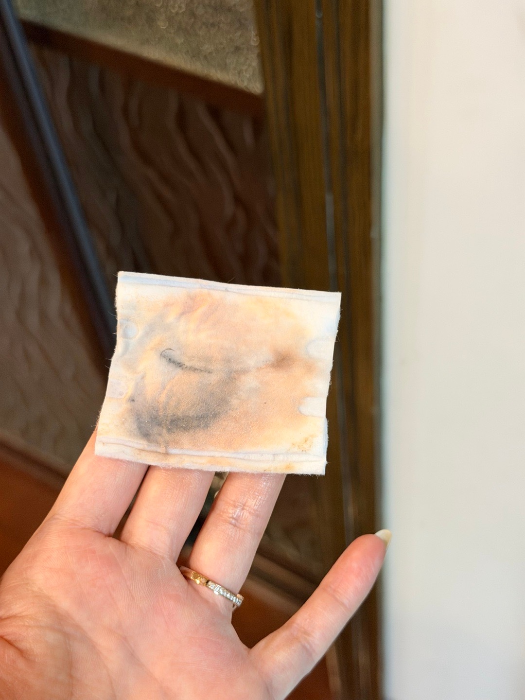 又是试妆的一天两个人累到到家倒头就睡了。。佩服每一位备婚人士 
