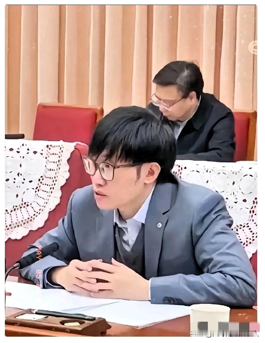 整整三年，连发了23封邀请函。

大洋彼岸这次明显急眼了，眼看直钩钓不到Deep