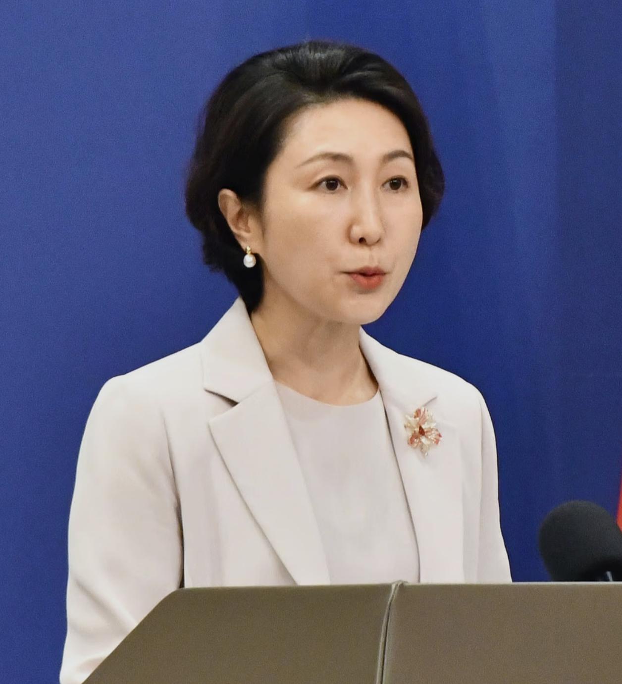 特朗普还想访华？毛宁一句回应，直接让他坐不住了！
面对记者提问，毛宁明确表示目前