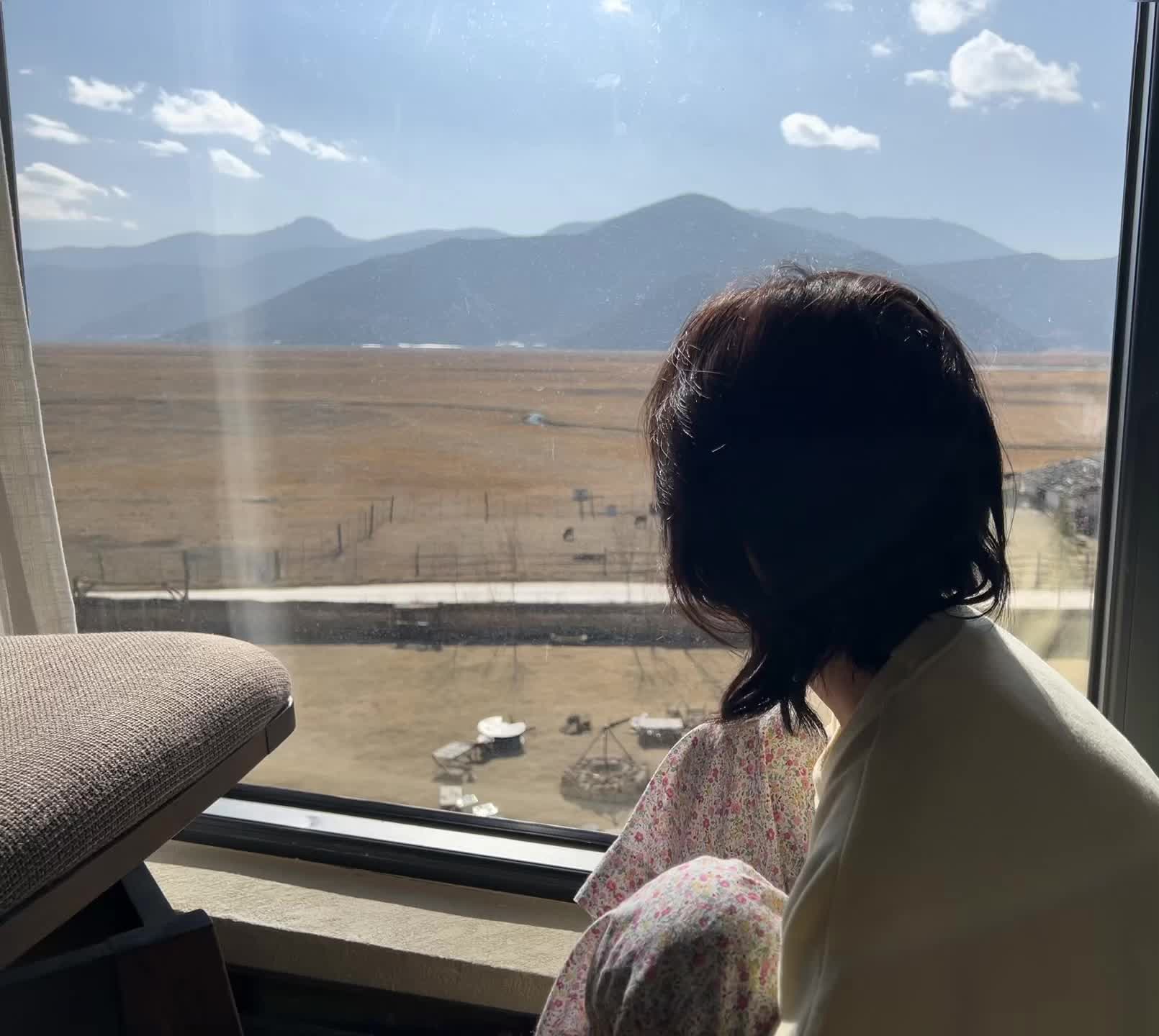 她的⛰️她的🌊