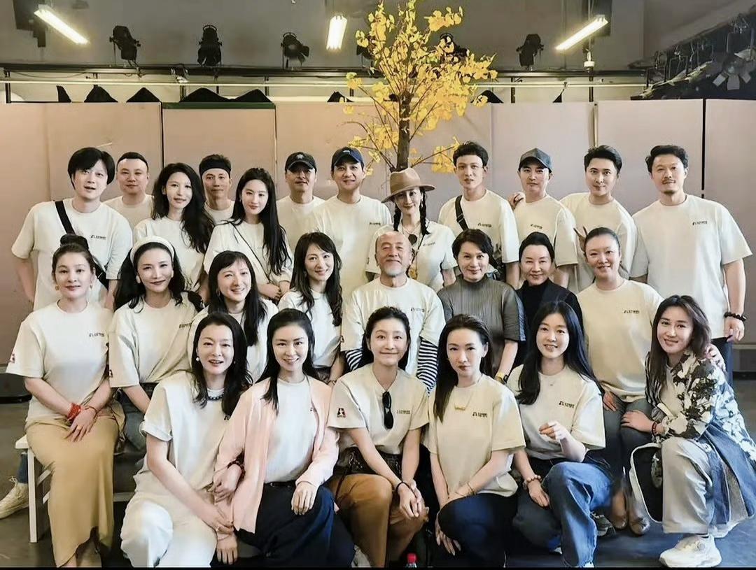 试想一下，同学大聚会，如果你看起来比其他同学年轻很多，会不会心里窃喜，亦或是格格