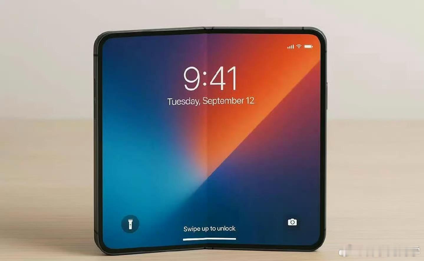 折叠屏iPhone或配屏下摄像头折叠屏还得搭配屏下摄像头，更协调也更有科技感！不