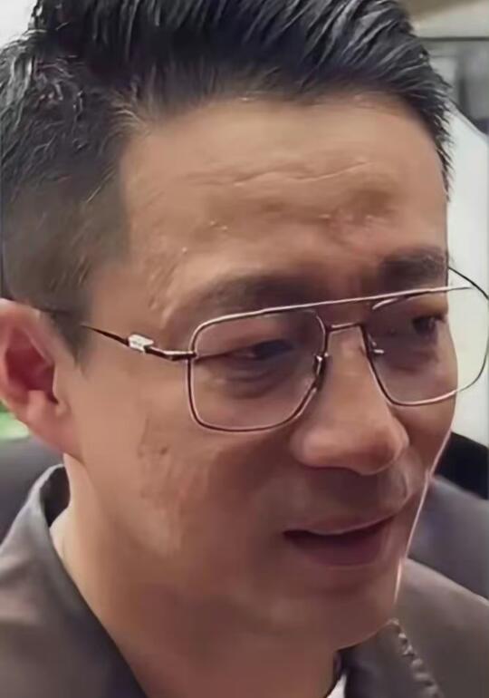 汪小菲一组没有修过的照片