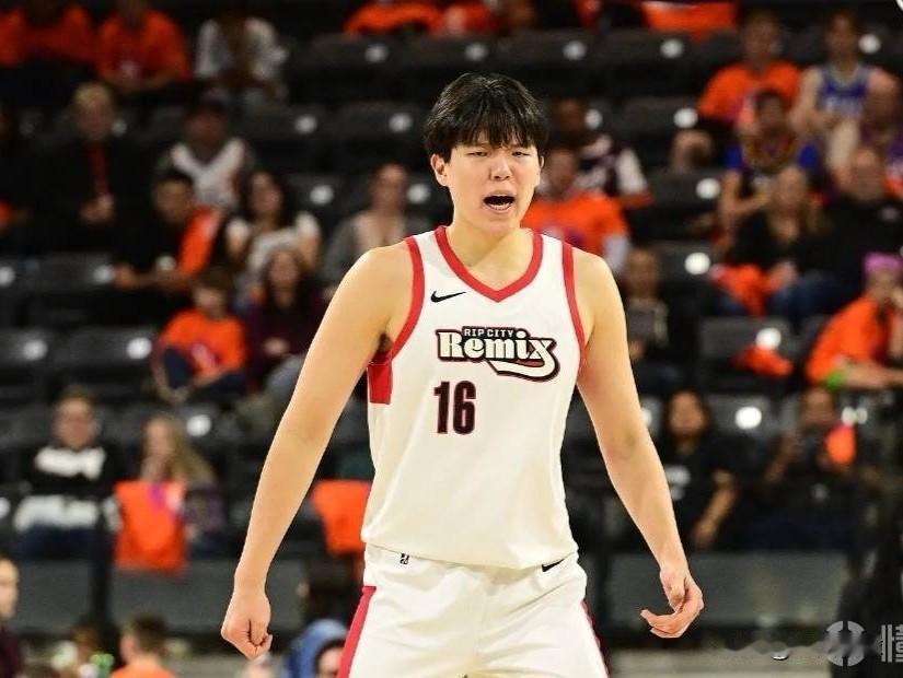 斯普利特在，杨瀚森难有作为…今天杨瀚森在发展联盟发挥不错，出战29分43秒，16