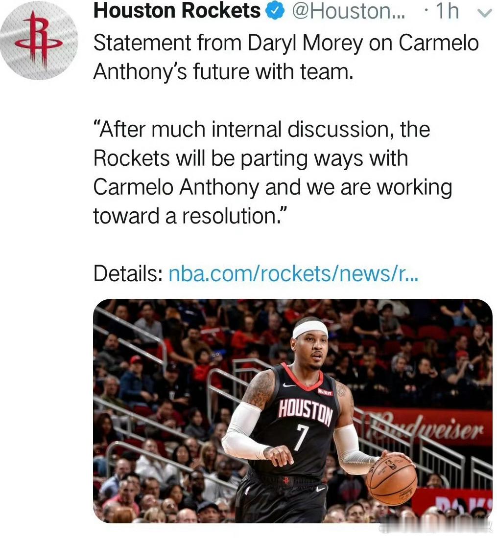 很多球迷看球晚，我帮大家回忆一下，当年卡梅隆·安东尼离开火箭时候的情况。1. 2