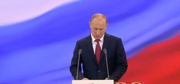 普京就扔了一句话，全世界的空气都安静了。他曾说，美国的“战斧”导弹要是敢碰俄罗斯