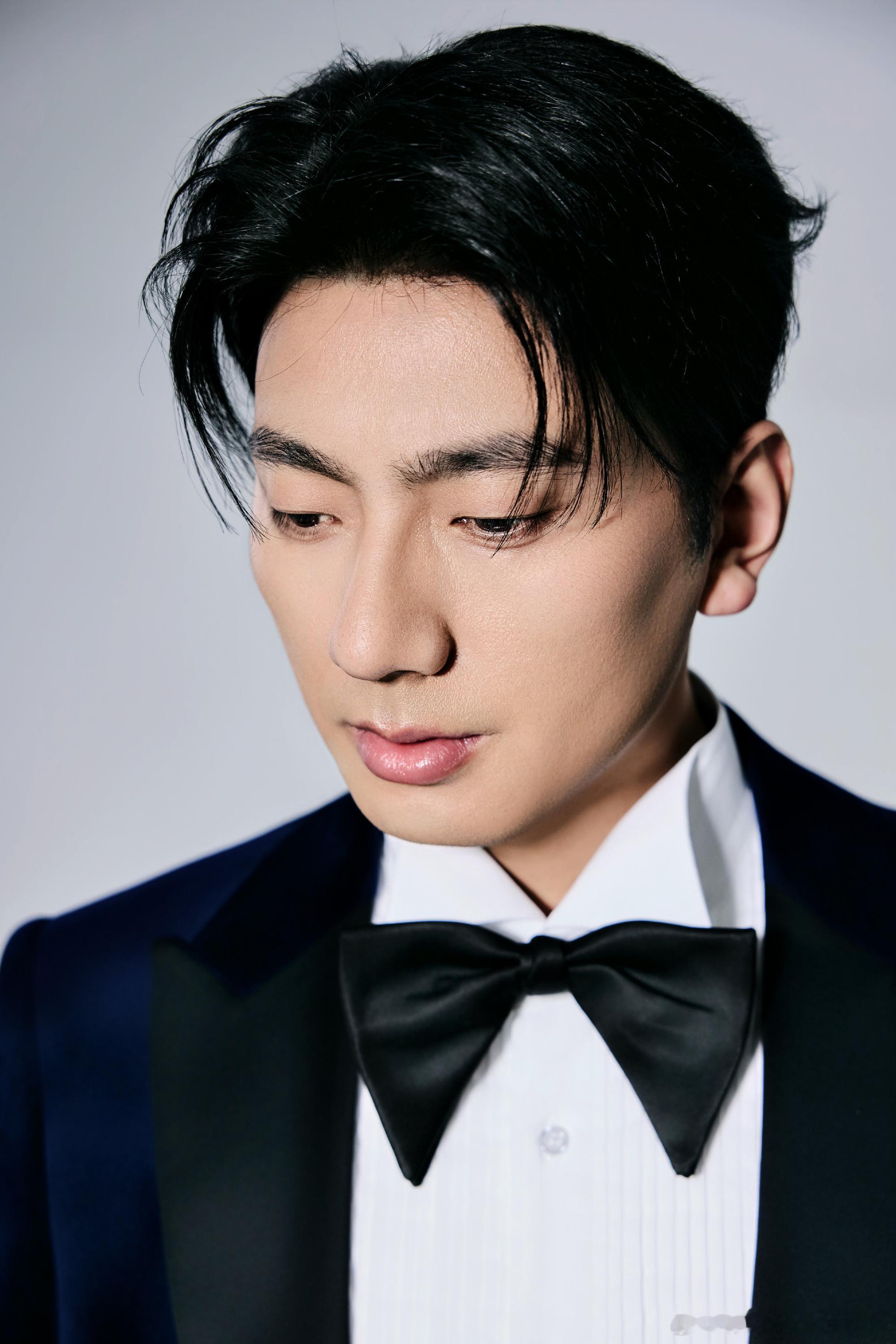 刘浩存海来阿木春晚合作刘浩存海来阿木春晚舞台蹲定春晚《梦底》！海来阿木×刘浩存，