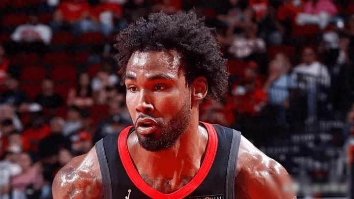 火箭锋线太恐怖!阿门伊森再现双鬼拍门，KD强解，电风扇也复出了
今天这场NBA圣