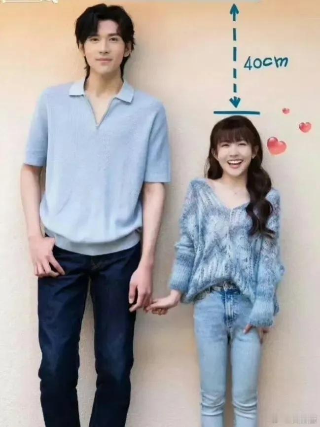 感觉现在的偶像剧身高差越来越离谱了[衰] ​​​