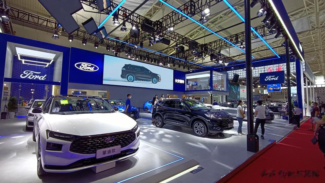 九月，长安福特在市场上的表现颇为亮眼。据最新数据显示，该月销量达到了25693辆